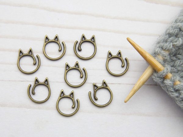 Set of 8 Fox & Pine stitch markers for knitting and crochet - Antique Gold Cat - Open/Split Ring