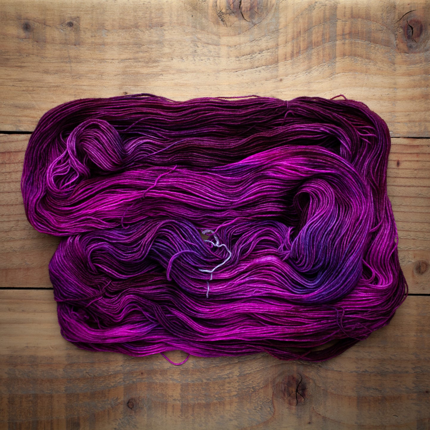 "Cyberpunk nights" - hand dyed yarn